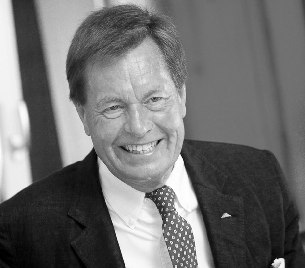 So bleibt Rainer Kohn im Unternehmen und in der Branche in Erinnerung: als optimistischer, kompetenter, engagierter und stets kundenorientierter Vertriebsprofi. Nach einem 56-jährigen Berufsleben bei der Roto Frank AG starb der gebürtige Stuttgarter im Alter von 73 Jahren.