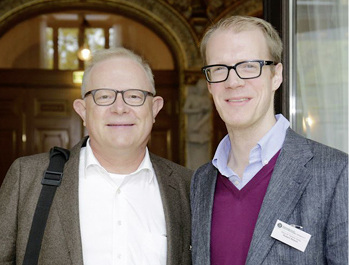 <p>
GLASWELT-Verleger Erwin Fidelis Reisch und sein Sohn, Verlagsleiter Digitale Medien Robert Reisch in New York.
</p>