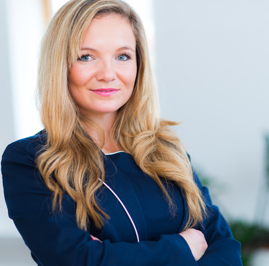 Angela Hengsberger leitet das Business Development bei Lead Innovation (www.lead-innovation.com). Ihre Aufgabe ist es, Unternehmen bei der Schaffung von Innovationsroadmaps für die nächsten 5-10 Jahre sowie bei der Entwicklung von Durchbruchsinnovationen mittels Lead User Methode zu begleiten.