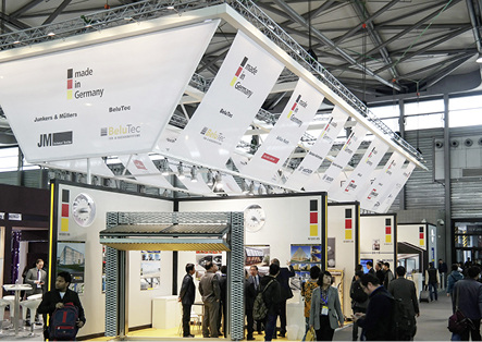 <p>
</p>

<p>
Der „German Pavilion“ zeigt sich immer wieder als Publikumsmagnet suf der R+T Asia. Unternehmen wie BeluTec zeigen, dass die Teilnahme durch Folgegeschäfte durchaus erfolgreich sein kann.
</p> - © Foto: Olaf Vögele

