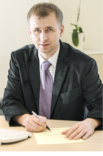
Bogdan Gierszweski ist Mitglied des Vorstands und Generaldirektor von Drutex.
