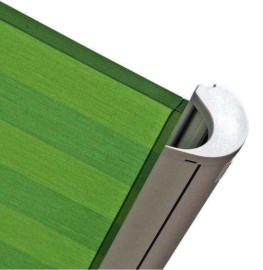 



Auf hochwertige Details kommt es heute an. Vorbei ist die Zeit der Plastikendkappe, heute heißt es vollgeformte Endkappen aus Aluminium zu liefern.
