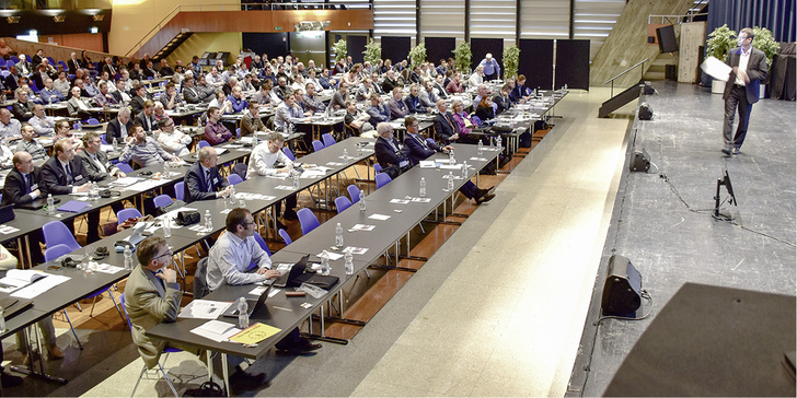 <p>
Volles Haus in Biel: Mit den windays bot die Berner Fachhochschule rund 350 Teilnehmern einen Einblick in neueste Entwicklungen und Konjunkturaussichten.
</p>