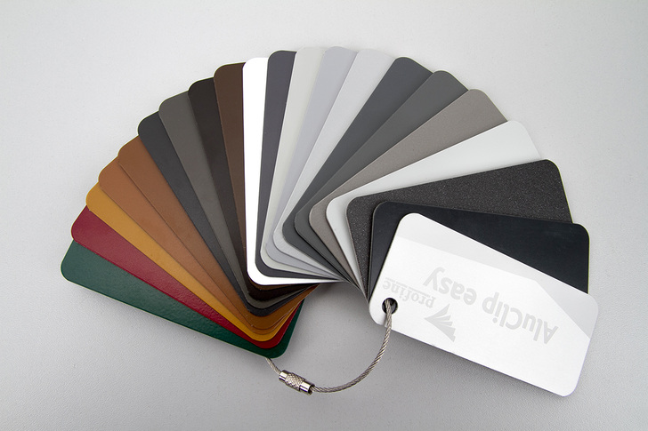 Seit April 2017 bietet die profine GmbH ihren Verarbeitern in Deutschland farbbeschichtete Aluminiumschalen ab Werk an.