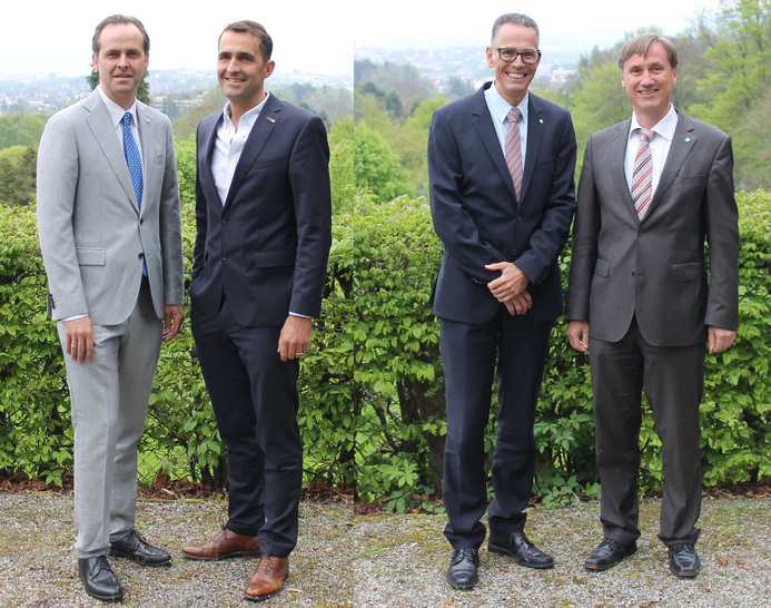 v.l.: Patrick Seitz, Götz Schmiedeknecht Vorstände QKE e.V. und Dr. Michael Stöger, Dr. Michael Szerman Vorstände GKFP e.V.