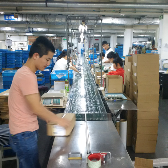 Eine Montagelinie in dem südlich von Shanghai gelegenen Werk.