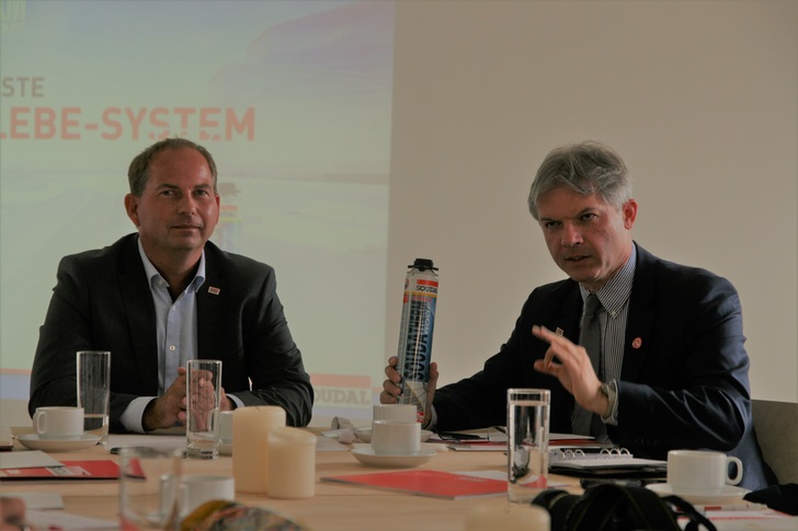 Harald Lüdtke (l.) und Luc Thys beim Fachpressegespräch auf der Insel Hombroich.