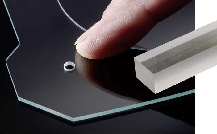 



Beim Zuschnitt mittels Laser lassen sich die unterschiedlichsten Formen umsetzen.
