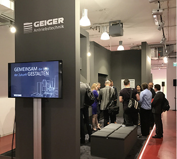 



Mit dem neuen Antrieb Rescueline für Raffstoren im zweiten Rettungsweg zeigt Geiger ein System, das auf maximale Sicherheit im Gefahrenfall ausgelegt ist. 
