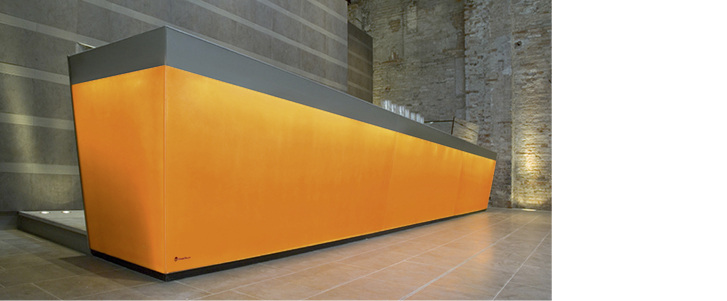 



Mit DecorGem Light lässt sich Licht perfekt über die Glasfläche streuen.
