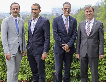 



v. l.: Patrick Seitz, Götz Schmiedeknecht– Vorstände QKE e.V. und Dr. Michael Stöger, Dr. Michael Szerman – Vorstände GKFP e.V.
