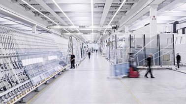 



Im kommenden Jahr sollen in Gersthofen Gläser bis zu 3,51 × 20 m veredelt werden.
