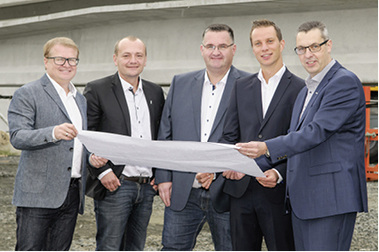 
v. l. Johann Scheuringer, Jií Svoboda, Petr Hotovec, Thomas Litzlbauer, Martin Schäfer



