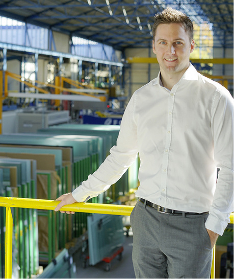 <p>
</p>

<p>
Maximilian Rössler ist Geschäftsführer von Spiegel Thomas aus München und setzt auf eine vernetzte Produktion in Richtung Industrie 4.0.
</p> - © Fotos: Matthias Rehberger / GLASWELT

