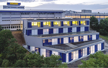 
Mit dem neuen Entwicklungszentrum mit einer Gesamtfläche von 2300 m² schafft Geze die Voraussetzungen, um das Leistungsportfolio mit innovativen, vernetzten Systemlösungen zu erweitern. 



