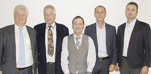 



Die Führungsmannschaft von KL megla (v.l.): Peter Reinecke (Geschäftsführer), Andreas Lauff (Aufsichtsrat), Jörg Loggen (Aufsichtsrat), Marcus Habermann (Aufsichtsrat), Philipp Majewksi (Prokurist) 
