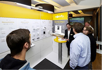 



Zum Expert Programm gehören auch ein modulares Point of Sale-Konzept inklusive individueller Werbemittel, spezielle Serviceangebote und verbindliche Schulungen.
