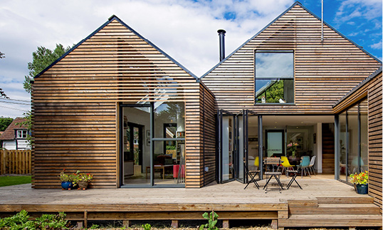 



Falt-Schiebe-Systeme mit Pilzkopf- und Flügelverriegelungen sorgen für eine erhöhte Sicherheit im Terrassenbereich.
