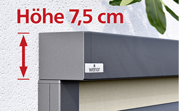 



Auf der R+T präsentiert der Terrassenspezialist unter anderem die neue Senkrecht-Markise VertiTex II, die über eine besonders kleine Kassette verfügt.
