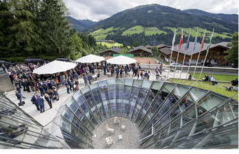 <p>
</p>

<p>
Congress Centrum Alpbach Terrasse
</p> - © Foto: Puiu/Naderer

