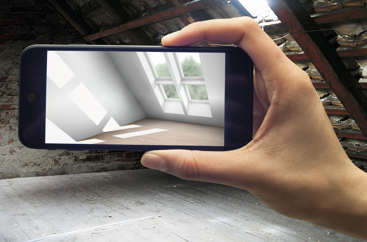 Mithilfe realitätsnaher Tageslichtberechnung unterstützt die App “MyDaylight“ Bauherren und Renovierer bei der Vorstellung vom fertigen Ergebnis des Dachgeschossausbaus. - © Velux Deutschland GmbH
