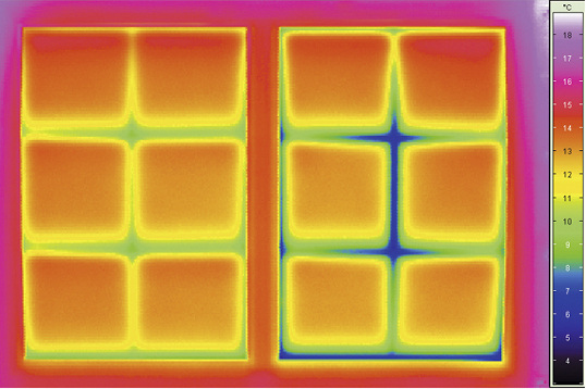 



Die Wärmebildkamera zeigt die Unterschiede: Wärmedämmung am Glasrand mit hocheffizienten Kunststoff-Spacern (l.) gegenüber Aluminium-Abstandhaltern (r.)
