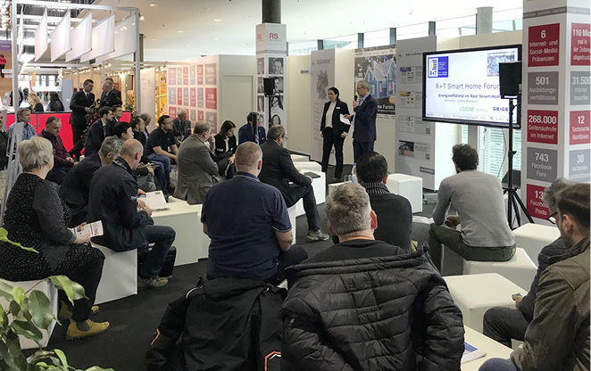 <p>
</p>

<p>
Sehr gut besucht zeigte sich das R+T Smart Home Forum auf dem Messestand des Bundesverbandes Rollladen und Sonnenschutz während aller Messetage.
</p> - © Foto: Olaf Vögele

