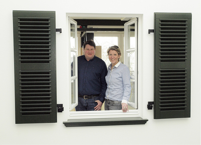 



Glasermeisterin Gaby Schoofs und ihr Mann Jo Trenkel führen den Betrieb in der dritten Generation.
