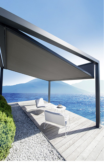 



Die Pergola Cuba-Zip lässt sich unendlich oft koppeln und bietet so hohe Flexibilität für den Gastronomen.
