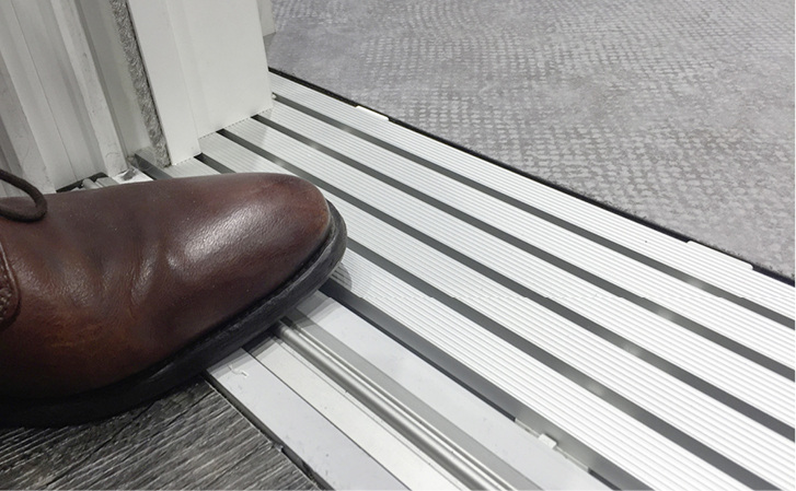 



Das Mega-Thema bei GU und auch auf der gesamten Messe: die Barrierefreiheit. 
