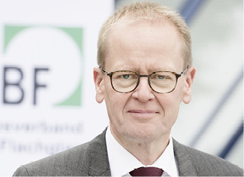 <p>
</p>

<p>
BF-Geschäftsführer Jochen Grönegräs
</p> - © Foto: Bundesverband Flachglas

