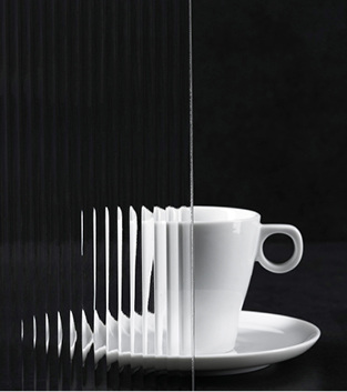 



Das neue Decorglas SGG Visiosun Diamant wird auf extra weißem Glas gefertigt.
