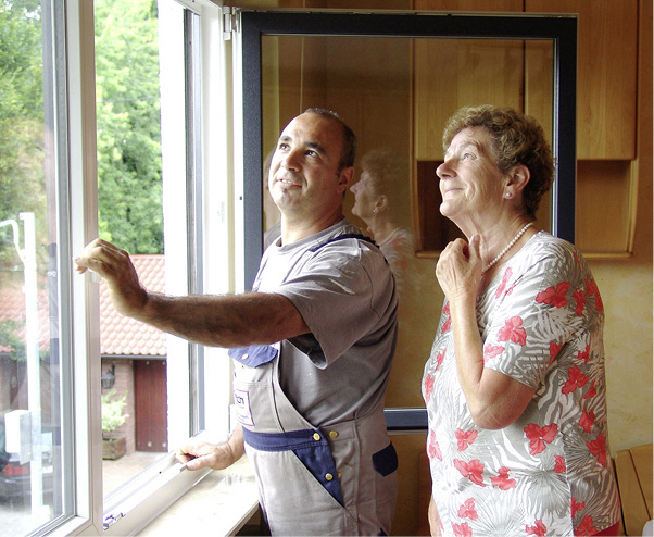 
Richtig gute Monteure sind Wunscherfüller, Stimmungsaufheller, Trostspender und Retter in der Not …



