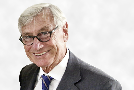 
Günter Weidemann ist nicht nur Gründer und Inhaber von Schollglas, er ist zudem auch einer der ältesten Leser der GLASWELT, die er seit Ende der 1960er Jahre liest.



