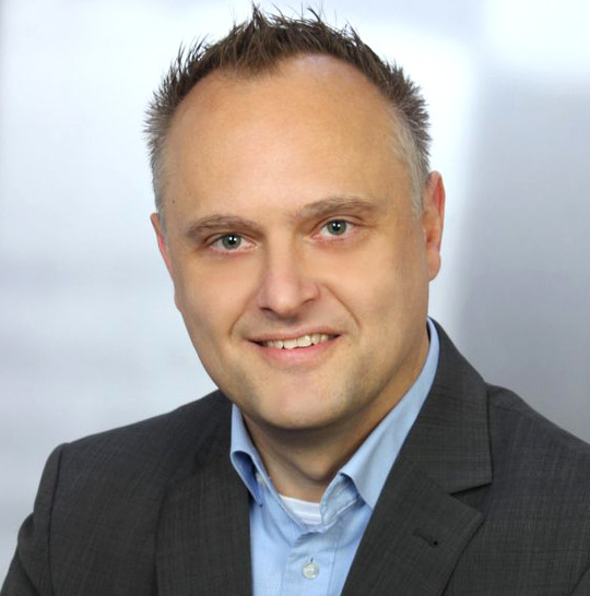 Matthias Rink leitet bei Ensinger den insulbar Vertrieb für Europa, den Mittleren Osten und Afrika.