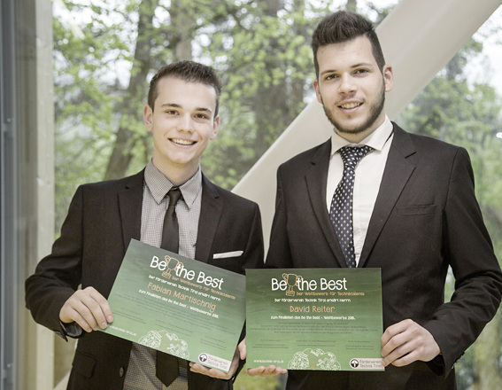 <p>
Fabian Martischnig und David Reiter, beide HTL Lienz, haben das Projekt umgesetzt und die Auszeichnung „Be the Best“ bekommen.
</p>

<p>
</p> - © Foto: Hella

