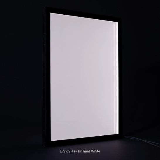 Die Präsentation des neuen Lightglass können Messebesucher auf der Sonderschau ­­glass technology in Halle 11 sehen.