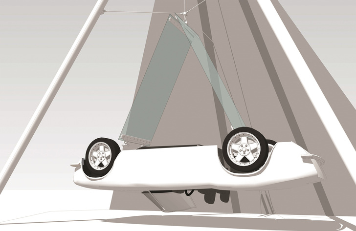 Dieses Auto hängt auf der glt in Düsseldorf am "gläsernen Faden".