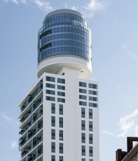 



Der Henninger Turm ist mit seinen 140 m Höhe einer der höchsten Wohnbauten in Deutschland.
