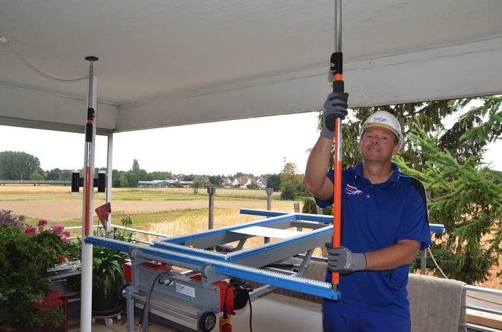 Die verstellbaren Stützen machen den Flipper jetzt noch sicherer.