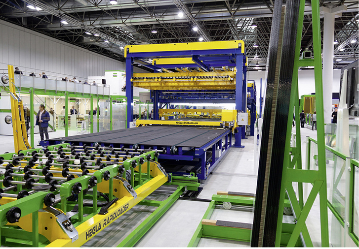 



Um der steigenden Nachfrage nach VSG gerecht zu werden, hat Hegla die StreamLam vorgestellt, eine Hochleistungsanlage für den VSG-Zuschnitt. Damit lasse sich der Output beim Zuschnitt um fast ein Drittel steigern.
