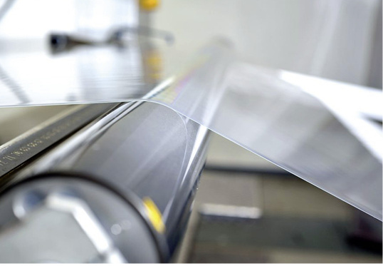 



Die weltweit breiteste PMMA-Flachfolienanlage in Betrieb genommen
