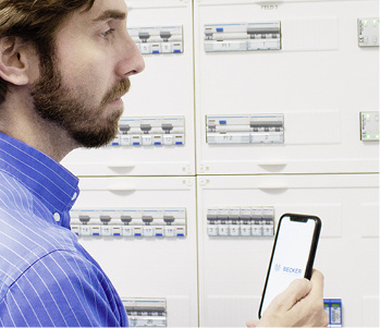 



Allein im Jahr 2017 haben bereits 1500 Seminarteilnehmer den Weg zur Becker Academy gefunden – weitere 400 kommen im Ausland dazu.
