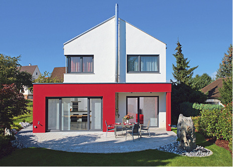 



Fast zwei Drittel der Einbrecher steigen durch Fenster oder Türen ein, indem sie diese mit alltäglichen Werkzeugen wie Schraubendreher, Brechstange oder Keilen aufhebeln. 
