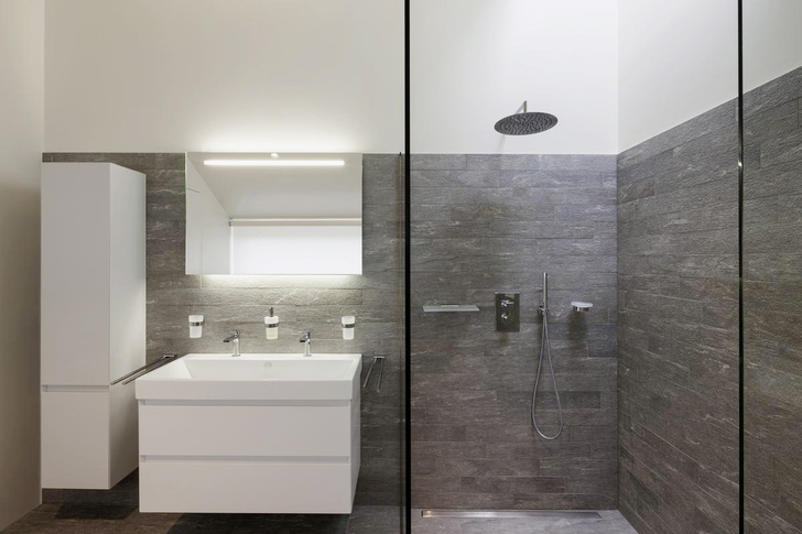 Lacke ohne Bleizusätze sowie die Möglichkeit der Hintergrundbeleuchtung machen den Spiegel Mirox 4Green ästhetisch und ökologisch interessant.