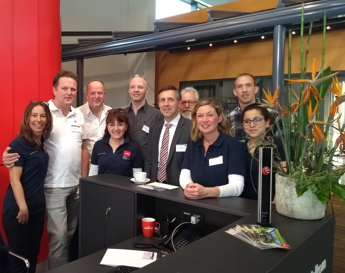 Das Beratungsteam von Weinor hatte am Sonnenschutztag alle Hände voll zu tun.