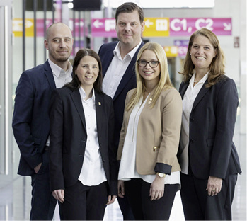 



Das R+T Stuttgart Team (v. l.): Philipp Götz (Senior Projektreferent), Melanie Brenner (Senior Projektleiterin), Sebastian Schmid (Abteilungsleiter Technologie), Vanessa Kunz (Kommunikationsleiterin), Ina Fröhlich (Projektreferentin)

