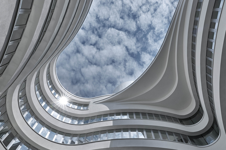 Drei ineinandergreifende Kreise bestimmen den Entwurf des neuen Luxushotels aus der Feder der Architekten Störmer Murphy and Partners. - © Jochen Stüber
