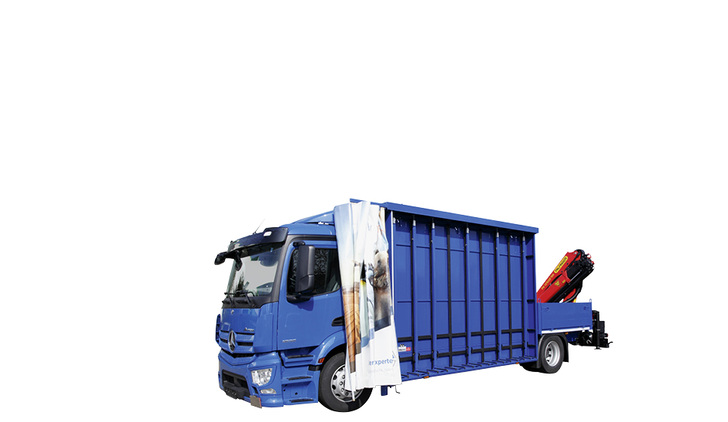 
Lkw mit 12 t bzw. 18 t lassen sich auch als Branchenfahrzeug mir Reff flexibel einsetzen, ...



