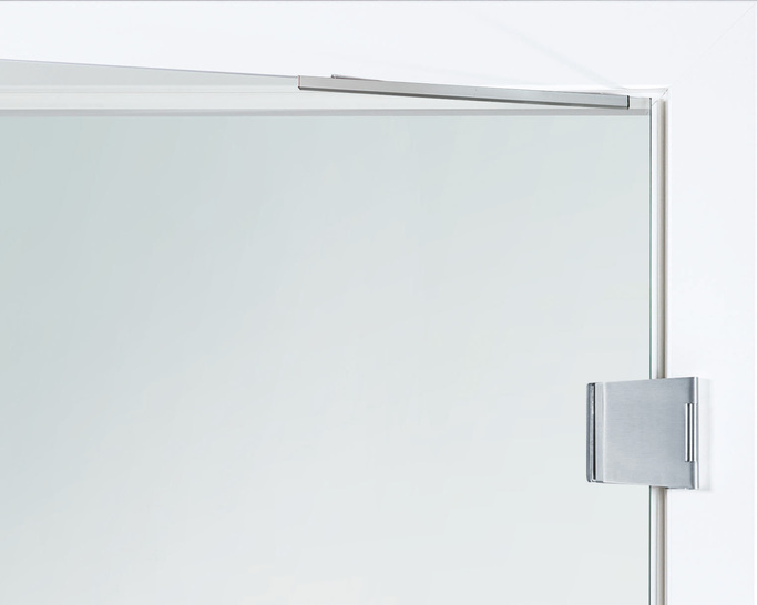 Sanftes Öffnen und Schließen mit Danamotion Easy GT: Die Gleitschiene ist der einzig sichtbare Teil des Systems.
